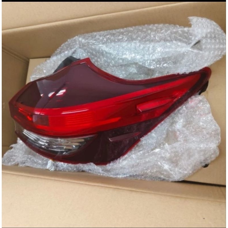 Stoplamp Lampu belakang Yaris 2018 2019 2020 2021 original