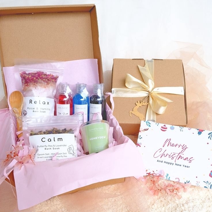 Bonus gift set lilin aromaterapi 65 ml bath bubble bath hampers