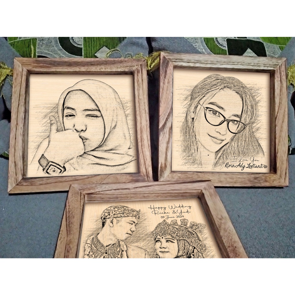 Sketsa wajah di kayu + bingkai