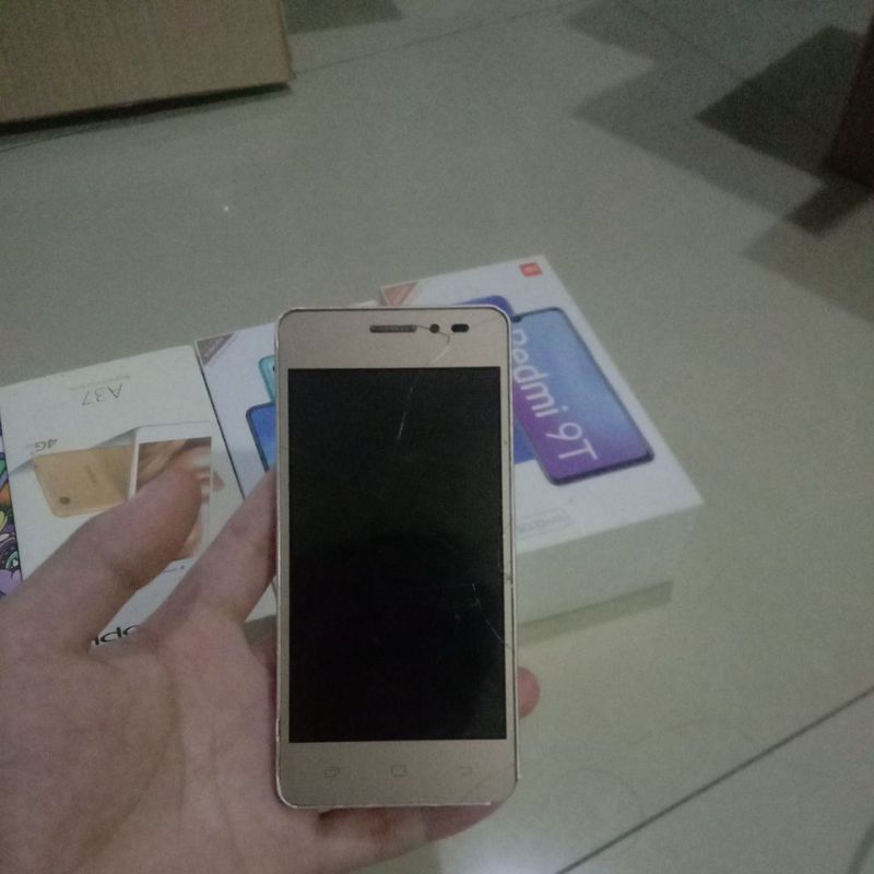 Haier Andromax Smartfren A16C3H Minus Tc Retak Sama Batre