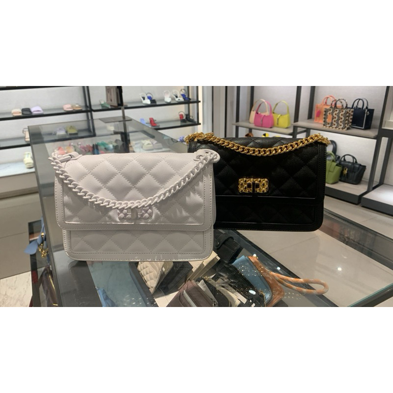 Tas rantai Charles n keith oristore jastip