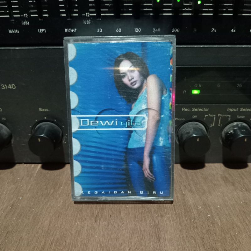 Kaset Original Dewi Gita - Kegaiban Biru