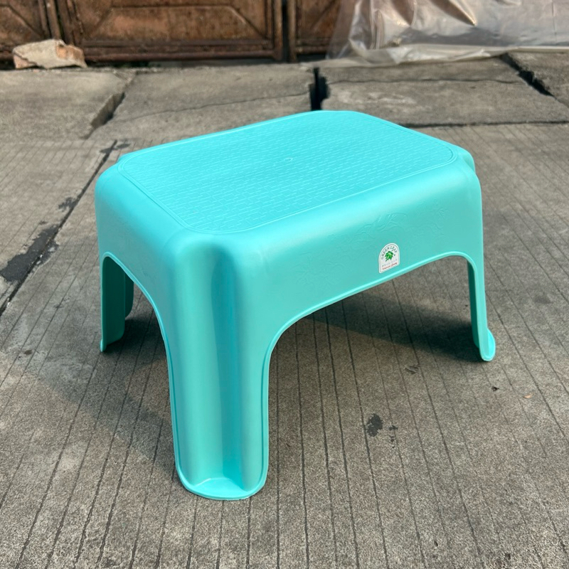 Green Leaf - Meja Ngaji Plastik Tebal Warna Soft / Kursi Kongkok Lebar