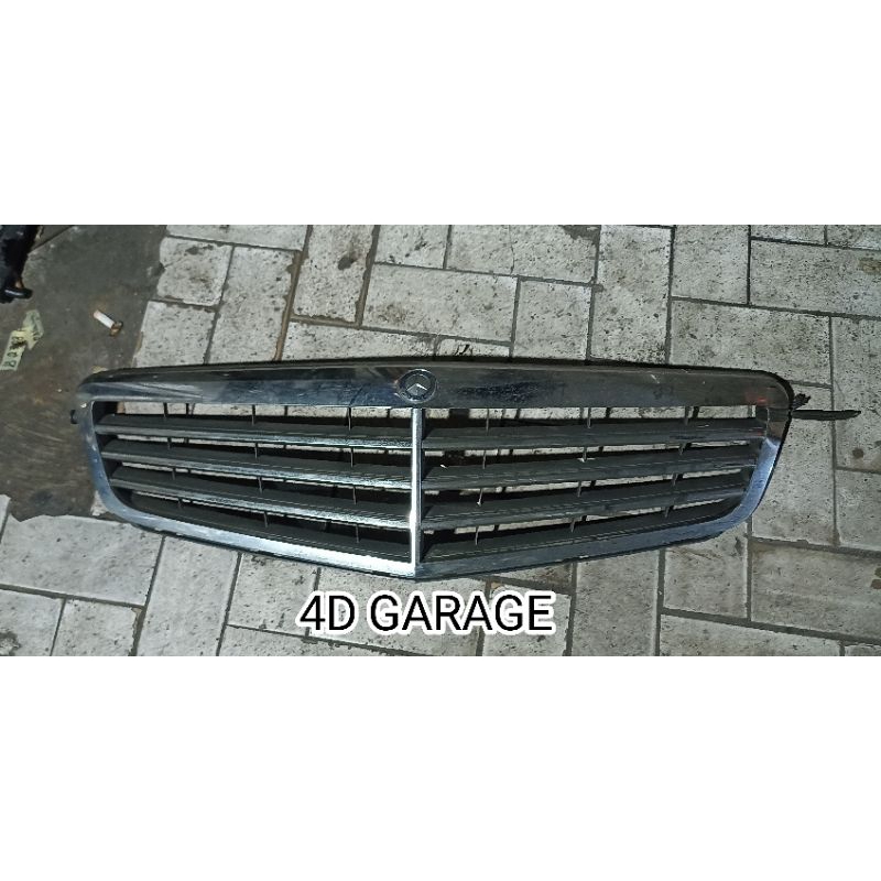 Grill Mercedes Benz C-Class w204
