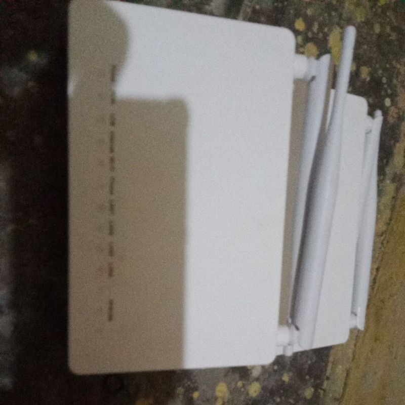 ZTE ZXHN f660 port biru