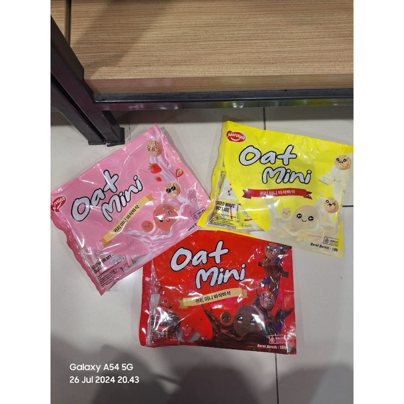 

Naraya OAT MINI 180gram pouch aneka rasa