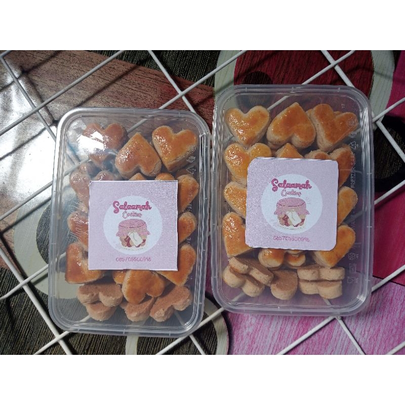 

Kue Kacang