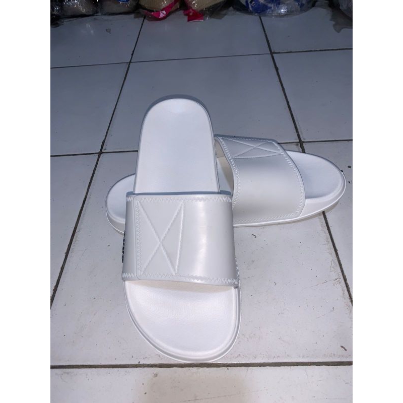 Sandal selop laki laki balaca putih polos 39-43 Slop slip on slide