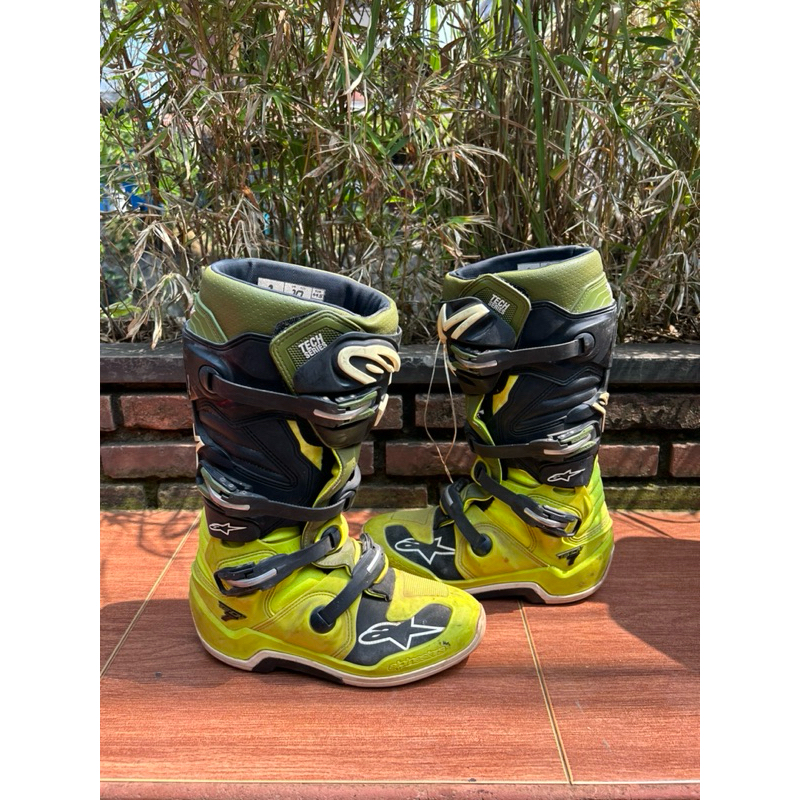SEPATU CROSS ALPINESTAR TECH 7 ORIGINAL LIMITED EDITION