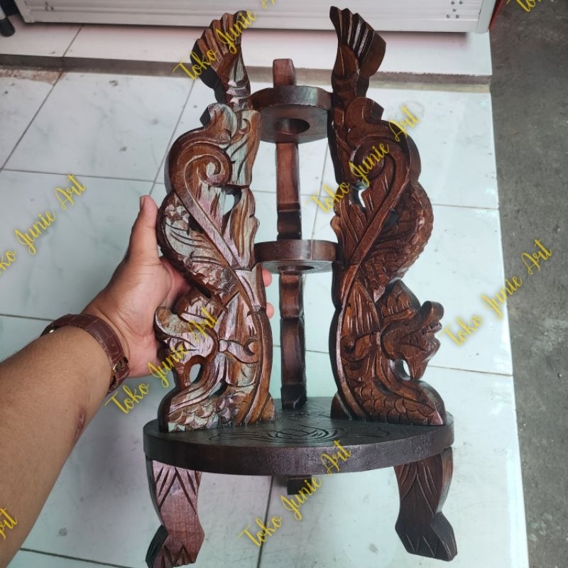 Dudukan JAGRAK BENDERA UKIR NAGA KAYU JATI UKIR NAGA HALUS