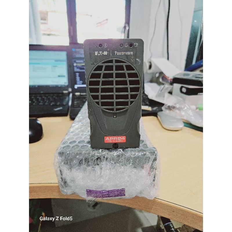 Power Supply Switching Eaton APR24
Tegangan Input 220 Volt

Tegangan Output 27 Volt

Kemampuan Arus 