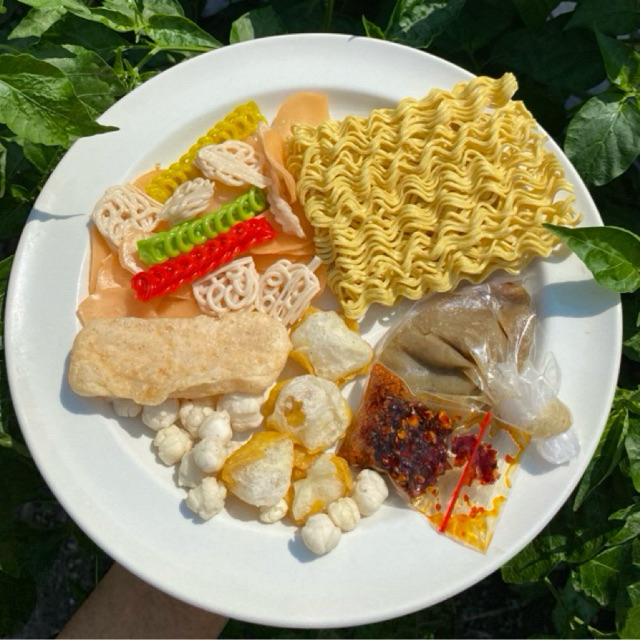 

SEBLAK INSTAN KOMPLIT ENAK KENYANG BUMBU MEDOK BASAH CHILI OIL TANPA MICIN