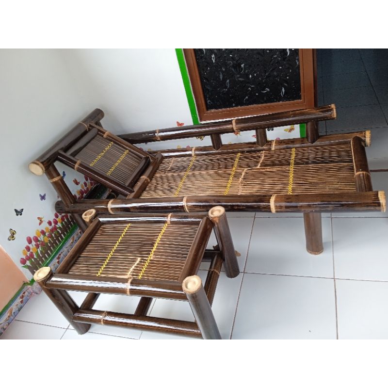 kursi bambu hitam/ bale bambu  plus meja