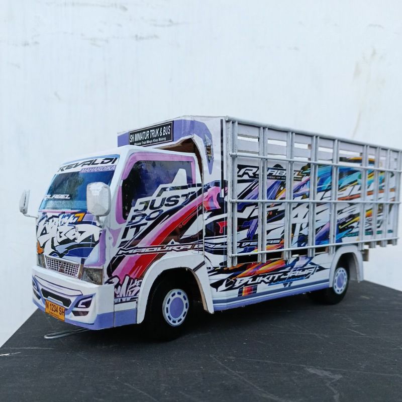 miniatur truk oleng new wahyu abadi 2 bak 3D