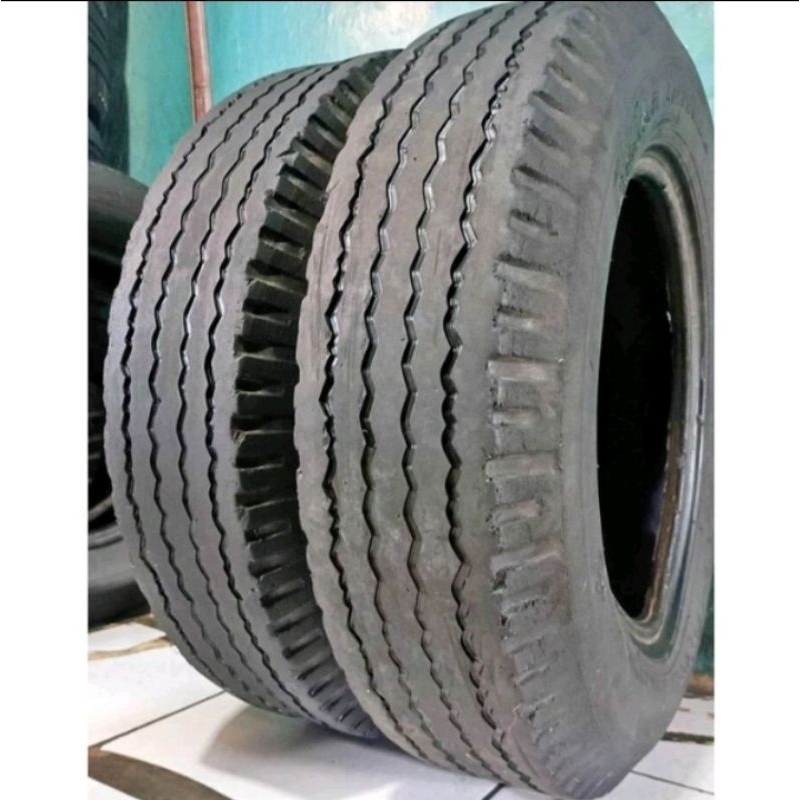 ban mobil  tubles ring 13 ukuran 550 layak pakai