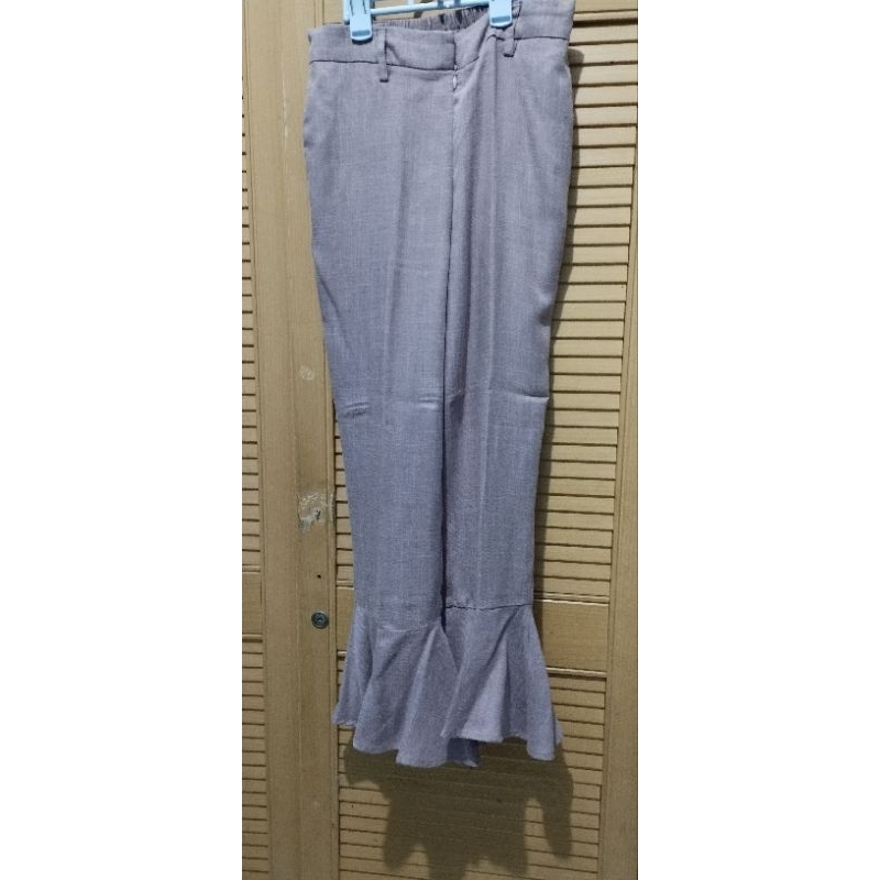 preloved celana nrh x nabilia