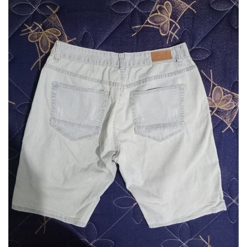 Jean money celana pendek wanita size M/L kode A11