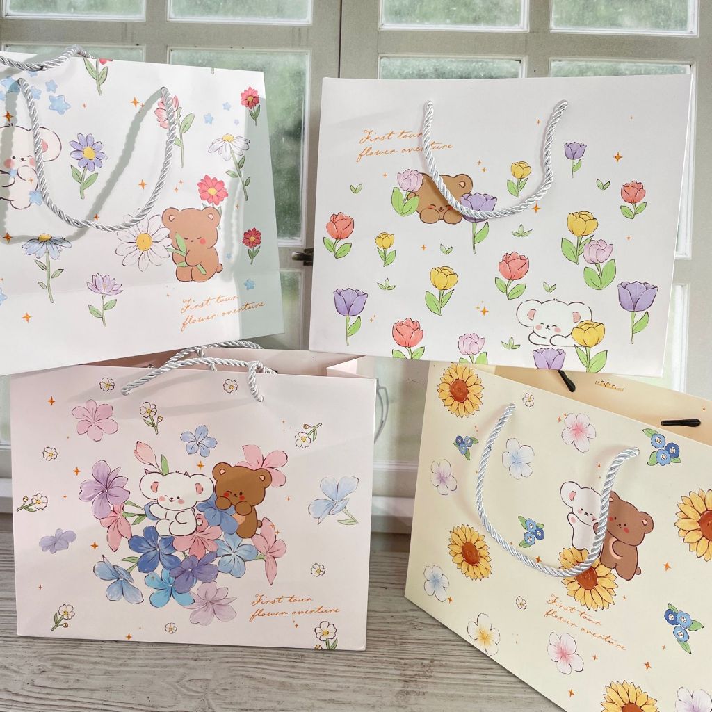 

Flower Bear Paper bag Premium Quality Tas hampers Desain bunga dan beruang