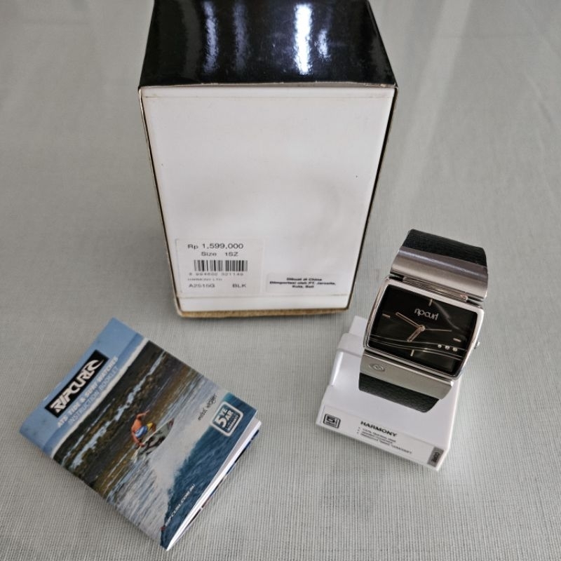 AUTHENTIC  PRELOVED JAM TANGAN RIP CURL