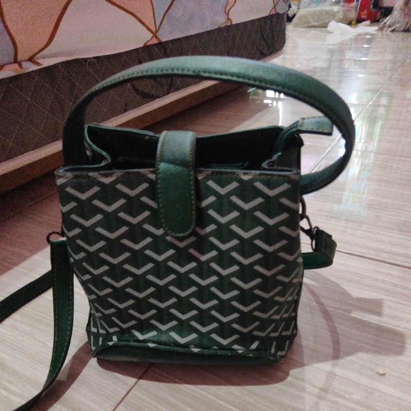 preloveds pl tas bucket goyard goygoy Goyor like new vvgc hijau botol tas selempang tas mewah medium