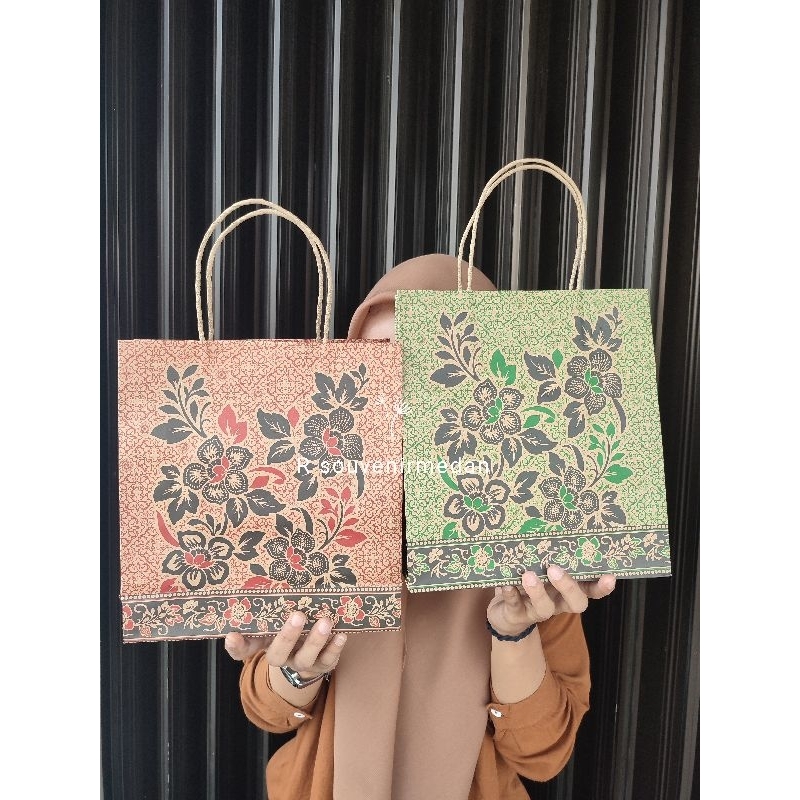 

paper bag batik/paperbag motif batik/tas kado/paperbag