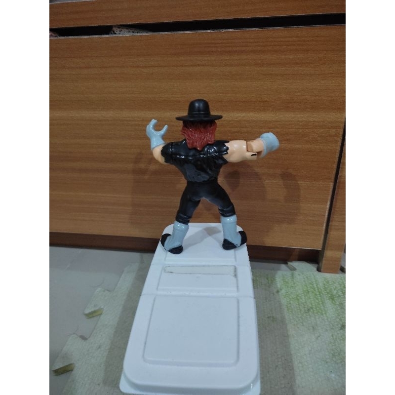 figure the undertaker with tombstone tackle vintage wwf