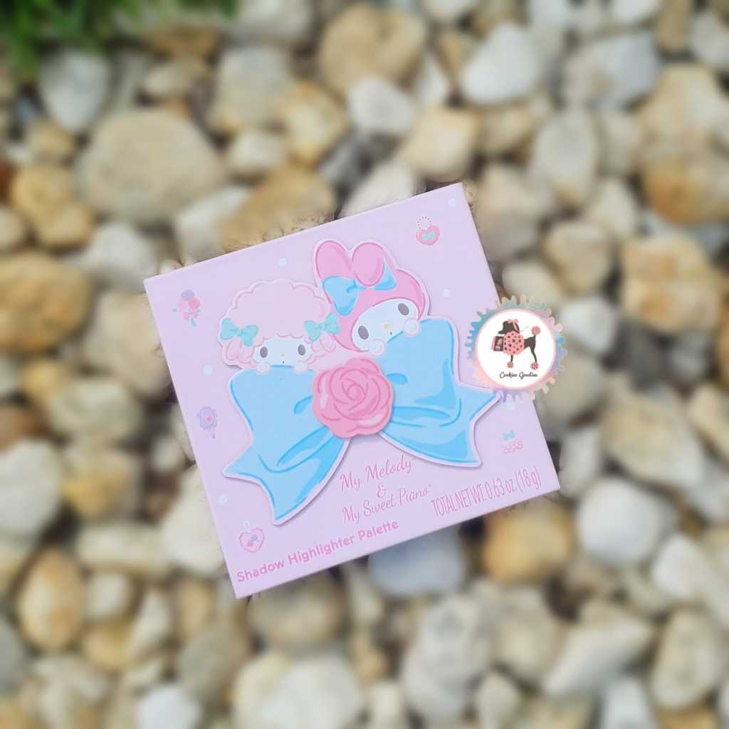 Sanrio My Melody & My Sweet Piano Shadow Highlighter Palette