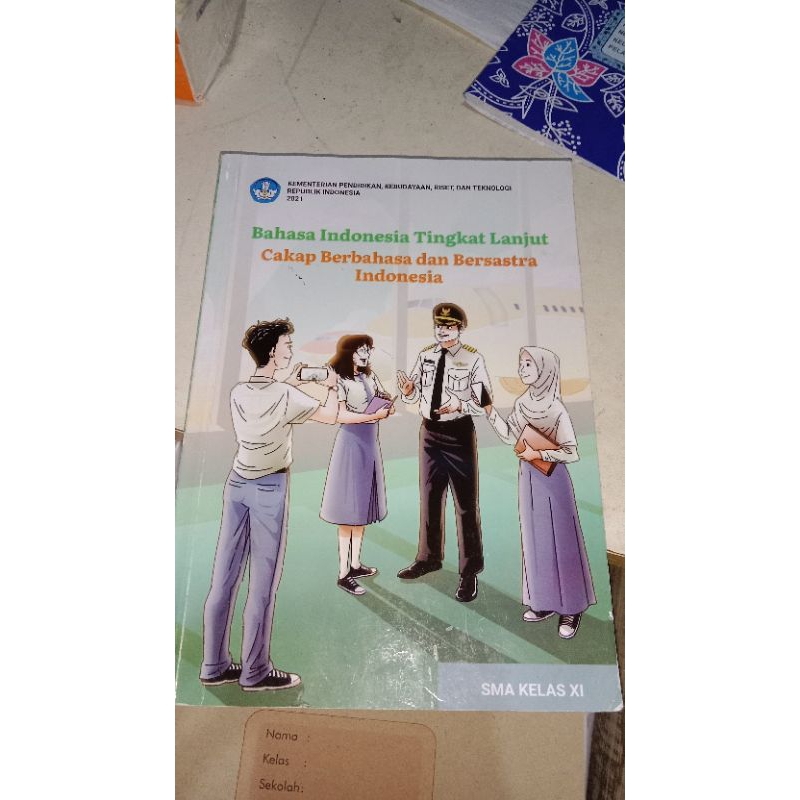 

Preloved Buku Bahasa Indonesia Tingkat Lanjut Kelas XI Kurikulum Merdeka.