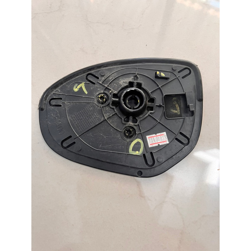 kaca spion mazda 2