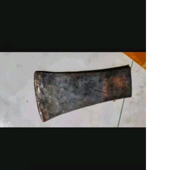 mata linggis tanah baja