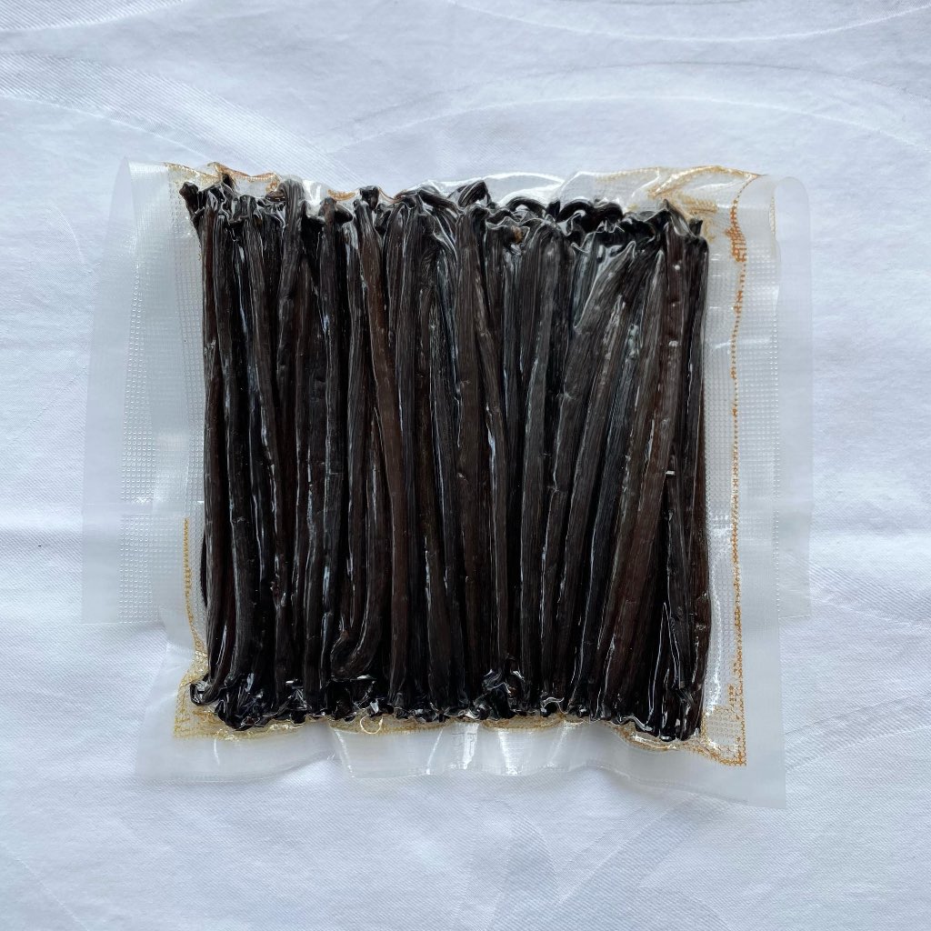 

Planifolia Vanilla Beans Pods Grade A 250 Gram (Gourmet) | 13-20cm