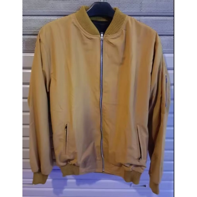 jaket bomber bolak balik pria keren gaul ,fashion pria terbaru ,jaket motor ,jaket pilot keren