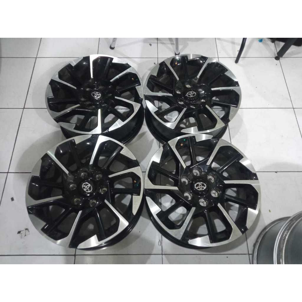 VELG MOBIL SECOND ASLI BAWAAN TOYOTA FORTUNER RING 17 LUBANG BAUT 6 SILVER FREE ONGKIR KIRIM