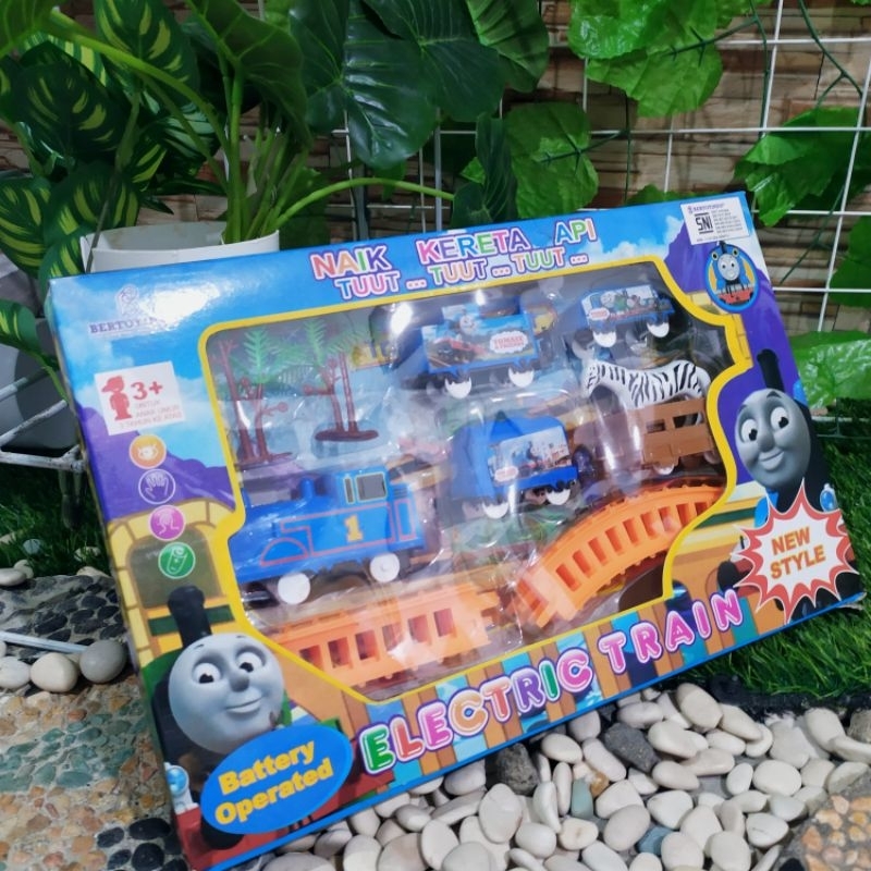 MAINAN KERETA API ELEKTRIK / KERETA API BATERAI REL JALUR