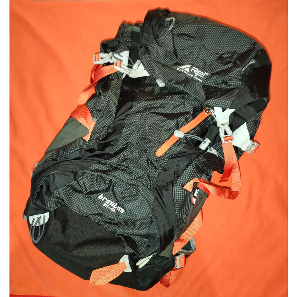 Tas/Carrier/Backpack/Daypack Rei Brantas 35+5L