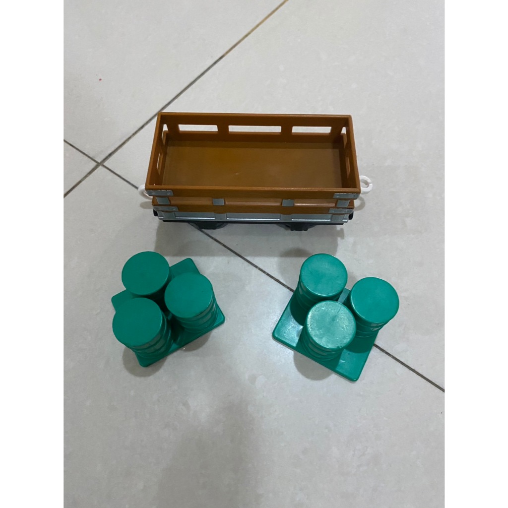 Mainan TOMICA Thomas Gerbong Bekas