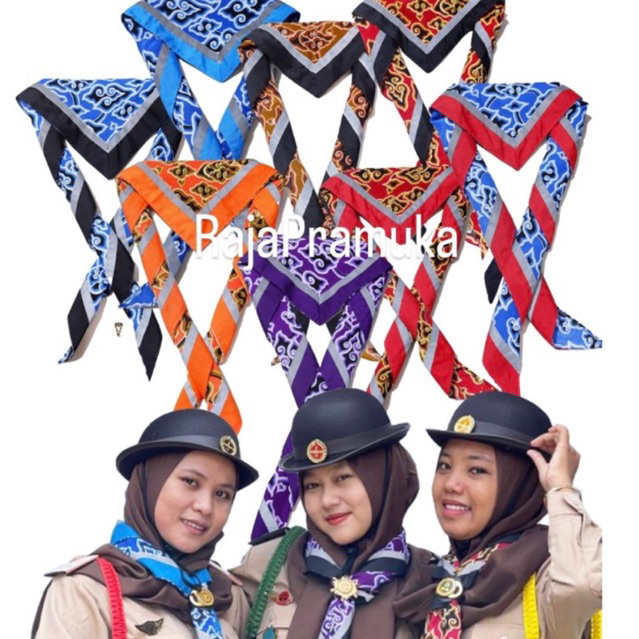 Scarf Pramuka Motif Batik Mega Mendung dengan Reflektif