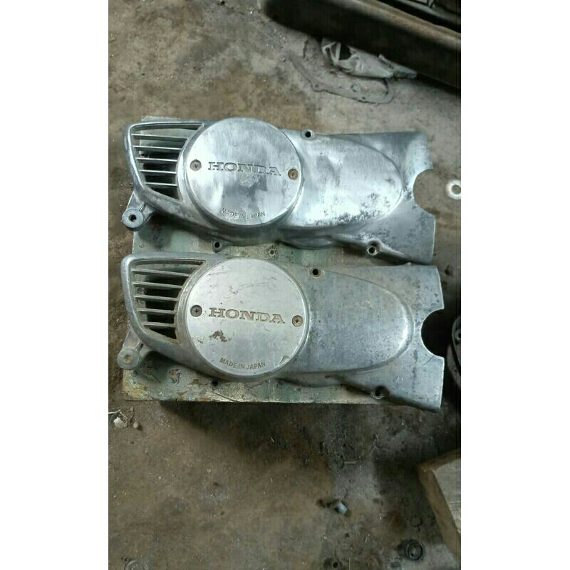 Bak mesin kiri,kalter kiri mesin honda c70,c700,c800,super cup original copotan