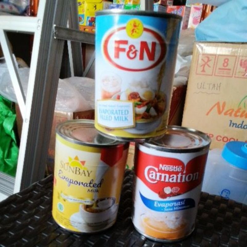 

Susu evaporasi / evaporated milk