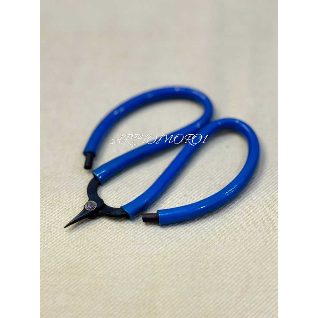 

Gunting kodok serbaguna | Guning Stainless gagang biru | Gunting serbaguna