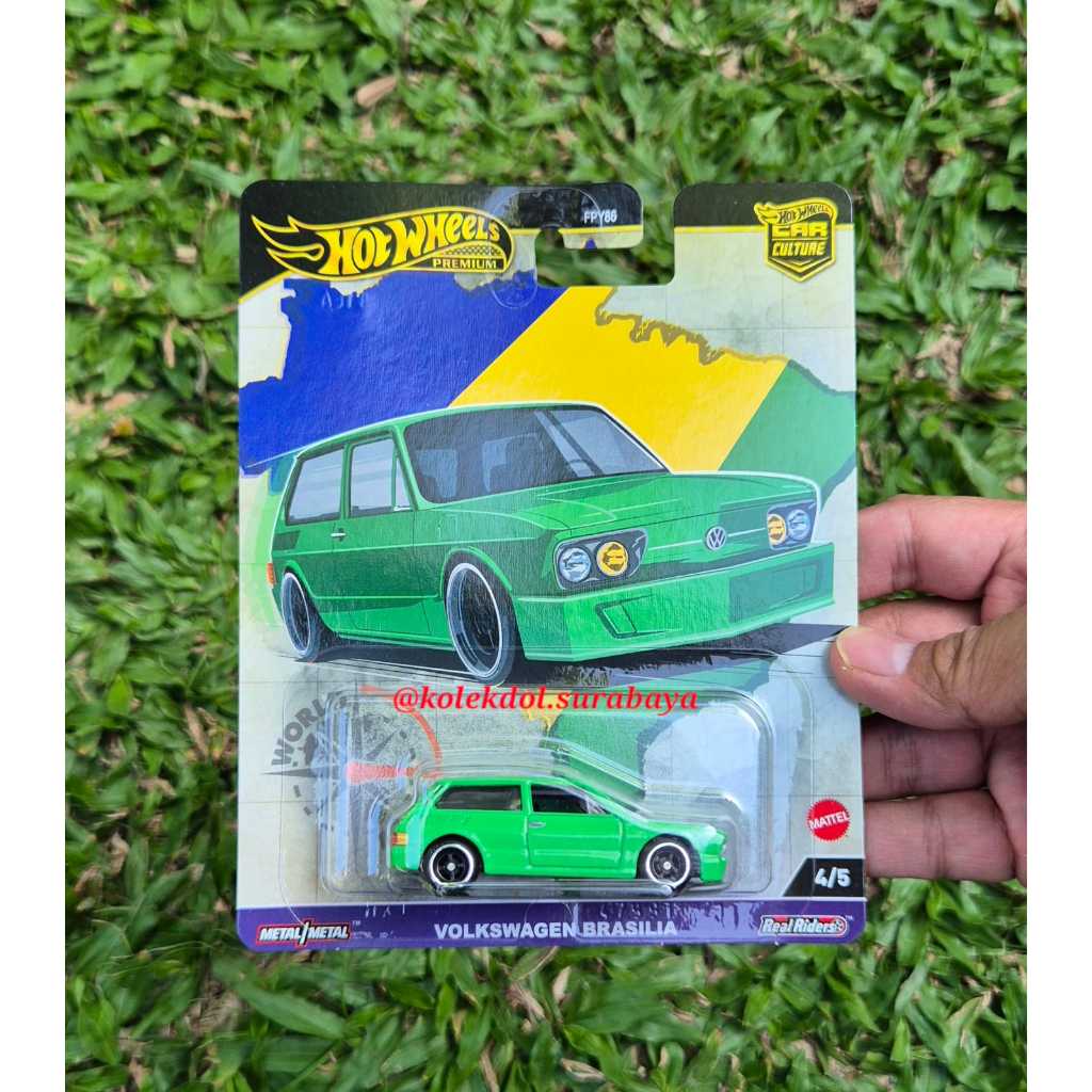 Hot Wheels Premium World Tour Volkswagen Brasilia hijau original