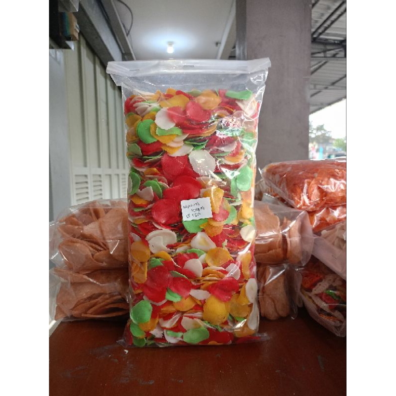 

GROSIR-Kerupuk warna warni