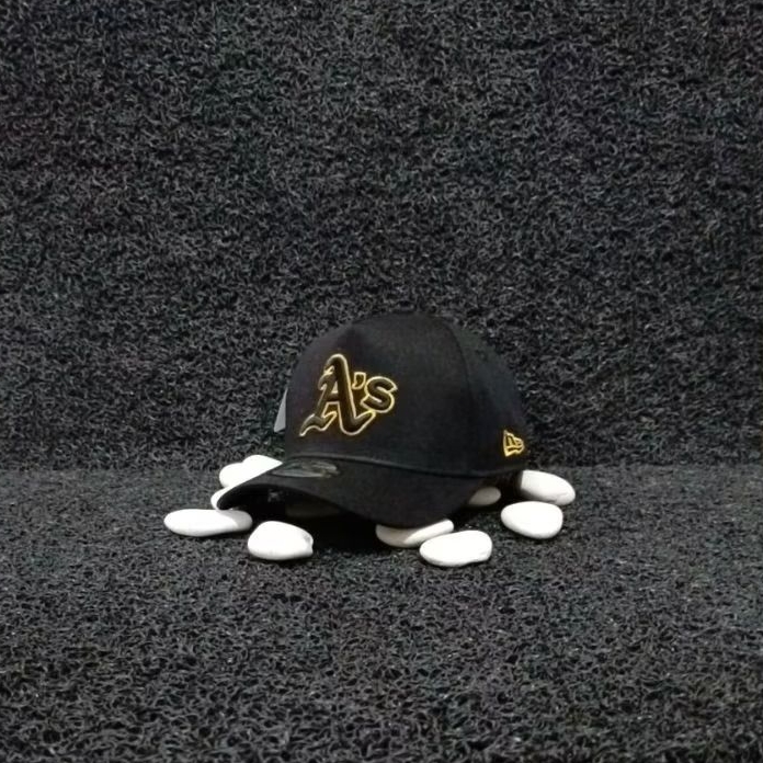 Logo A's Black Gold MLB Baseball Unisex Topi Premium