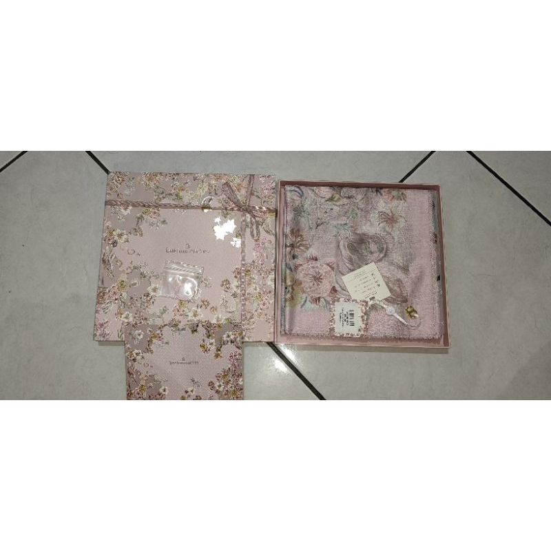 BS Farra Sweetpea NEW