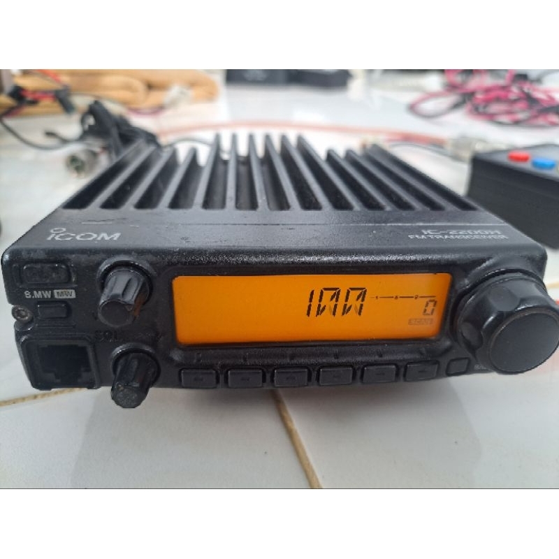 Radio Rig icom 2200 black kondisi Rusak