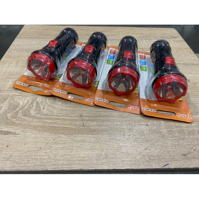 Senter, Penerangan 1Super LED Tesla