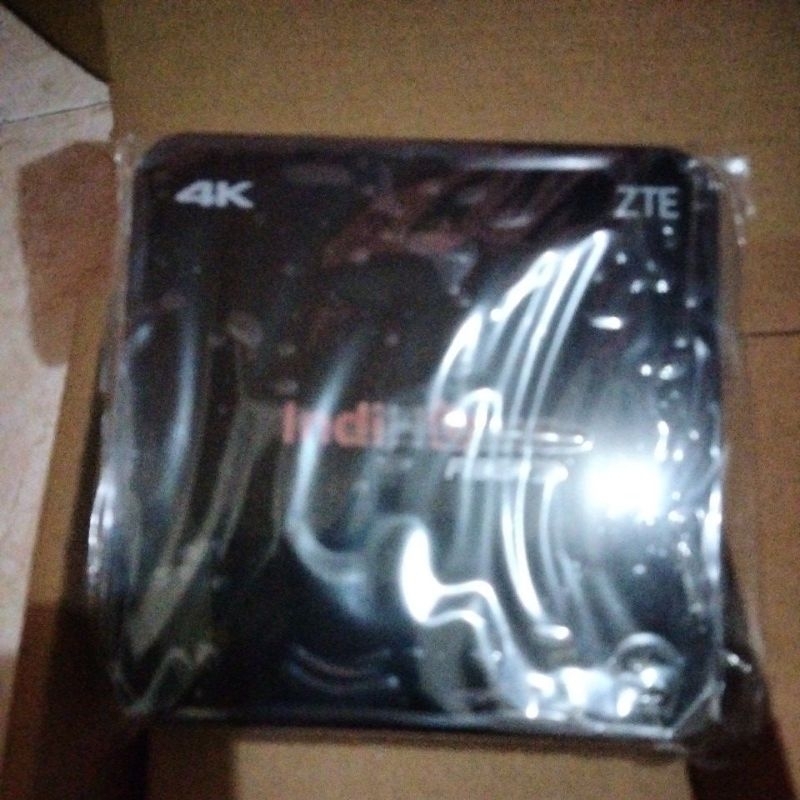STB ZTE 4K HYBRID ANDROID TV