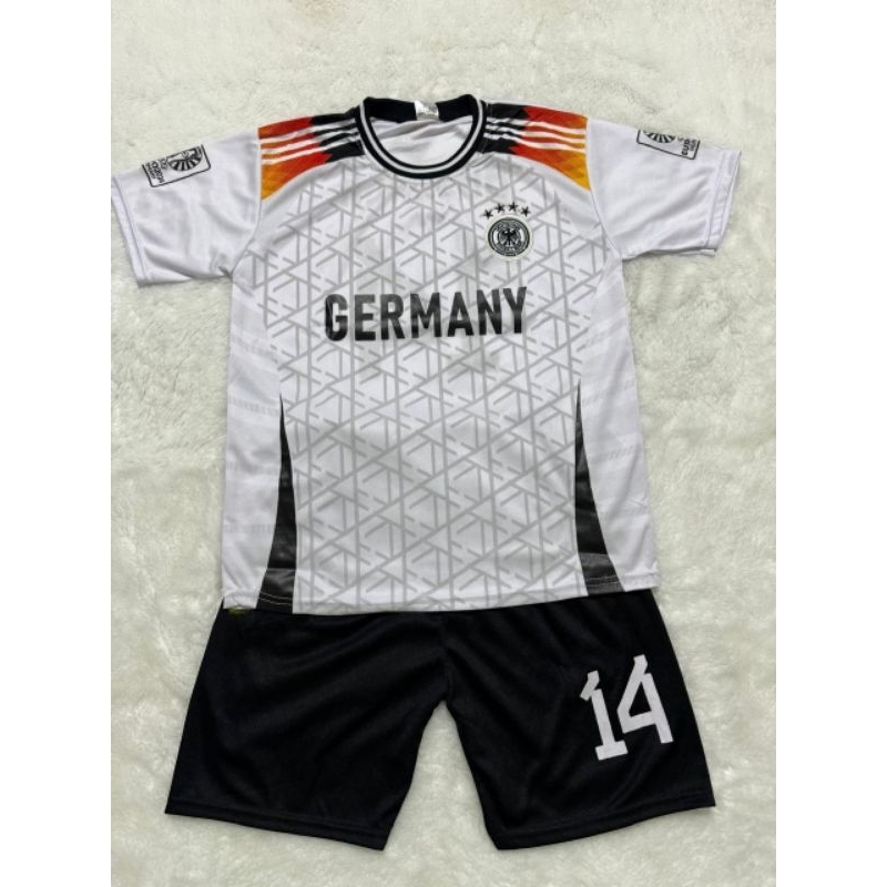 SETELAN JERSEY SEPAK BOLA ANAK USIA 1-13 TAHUN WARNA PUTIH HITAM