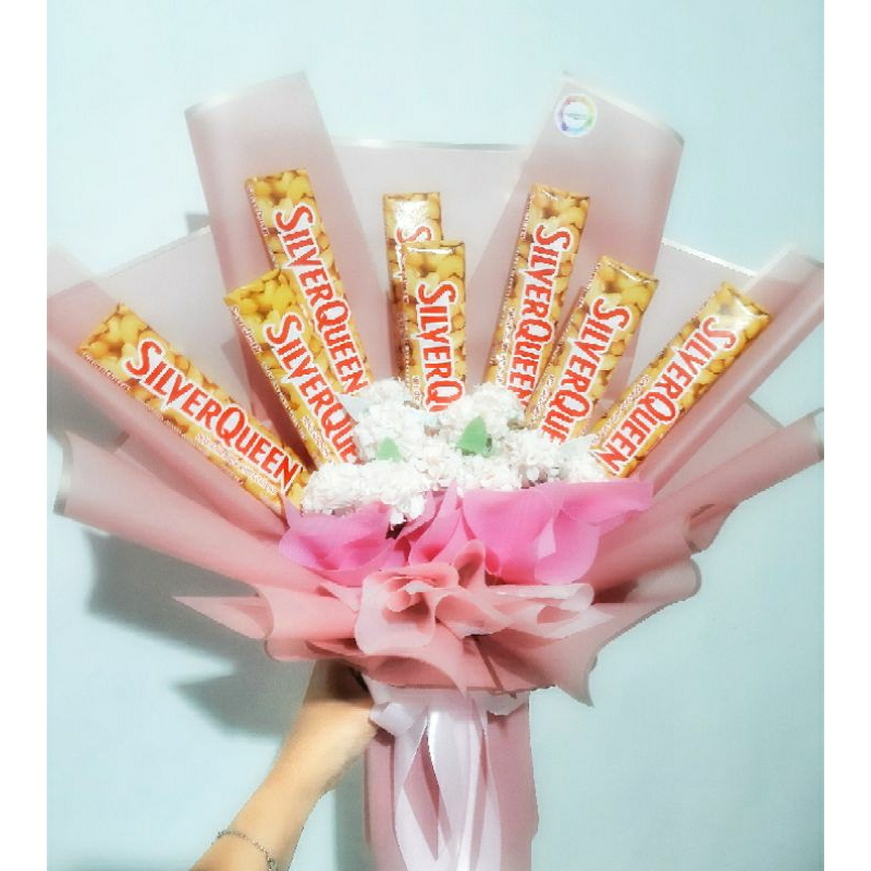 

Silverqueen Buket Cokelat bunga wisuda ulang tahun valentine thanks gift anniversary