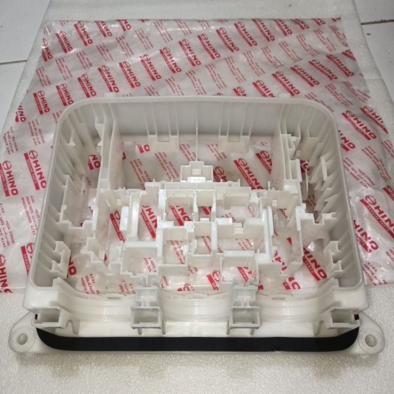 KOTAK SIKRING HINO 500-RUMAH BOX SIKRING HINO 500 ASLI